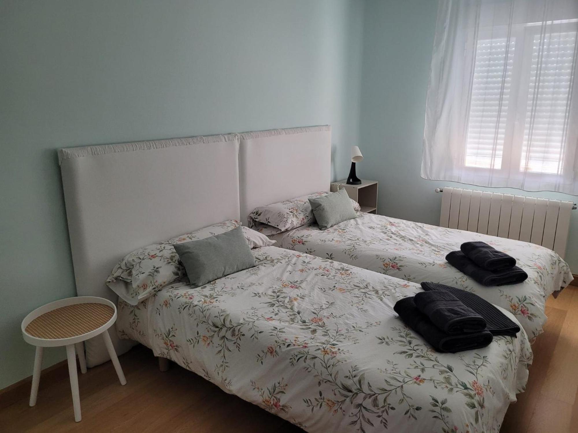 Burgo Vivienda Al Pie Del Castillo מראה חיצוני תמונה